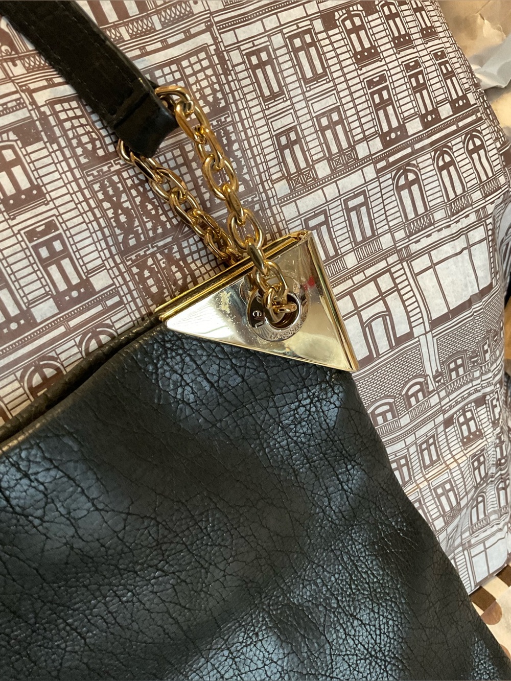 Henri Bendel Debutante Chain Crossbody - Picture 3 of 16